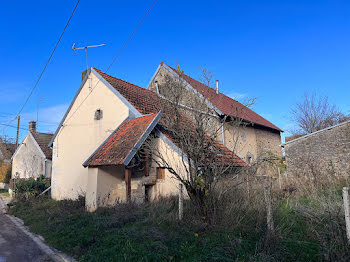 maison à Saint-Amand-en-Puisaye (58)
