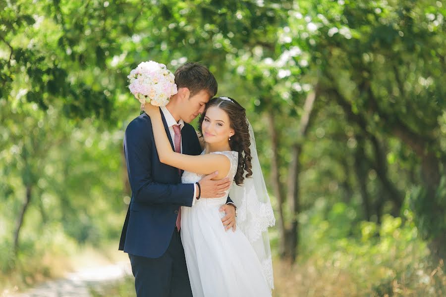 Fotografo di matrimoni Viktoriya Khruleva (victori). Foto del 28 settembre 2015