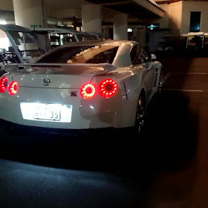 NISSAN GT-R R35