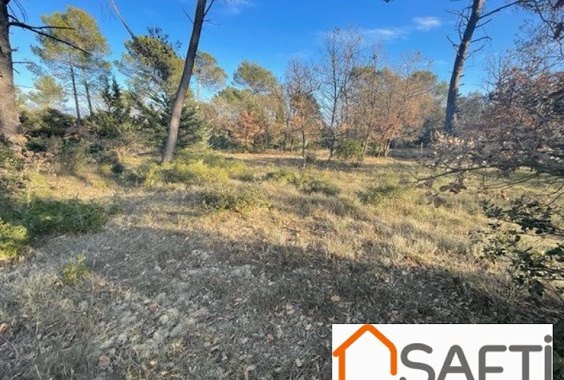  Vente Terrain à bâtir - 2 050m² à Saint-Maximin-la-Sainte-Baume (83470) 