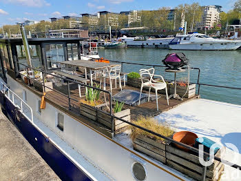 péniche à Asnieres-sur-seine (92)