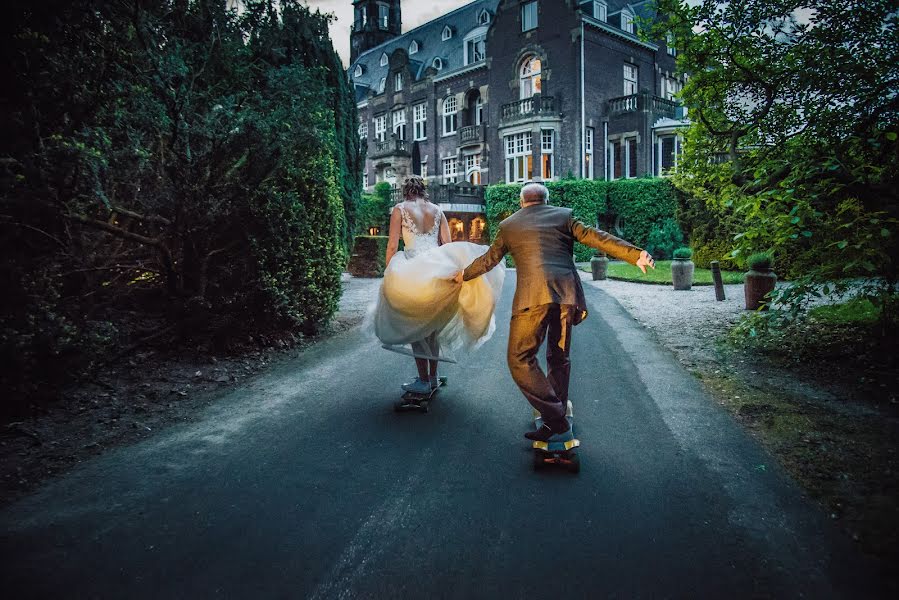 Photographe de mariage Robert Van Ingen (hartvoortrouwen). Photo du 18 juin 2020