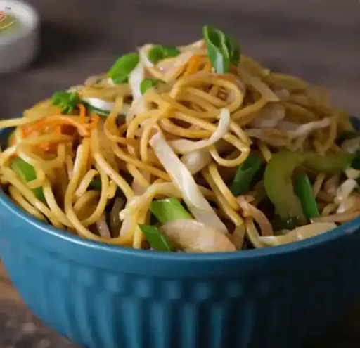 Chicken Hakka Mee Noodles