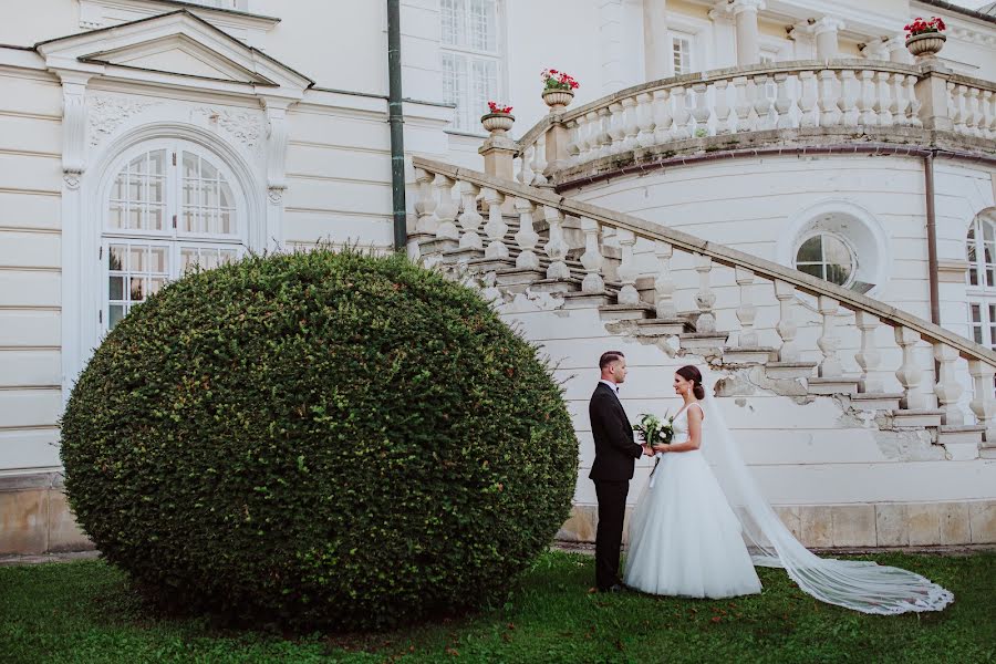 Bryllupsfotograf Klaudia Zasada (glam-studio). Bilde av 13 oktober 2021