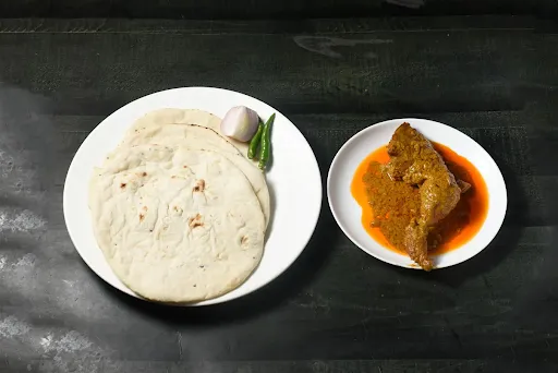 Chicken Chaap With 4 Tandoori Roti