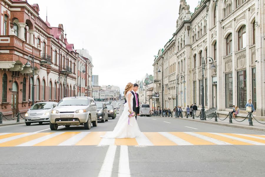 Wedding photographer Anastasiya Esaulenko (esaul52669). Photo of 13 March 2017