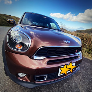 MINI Paceman