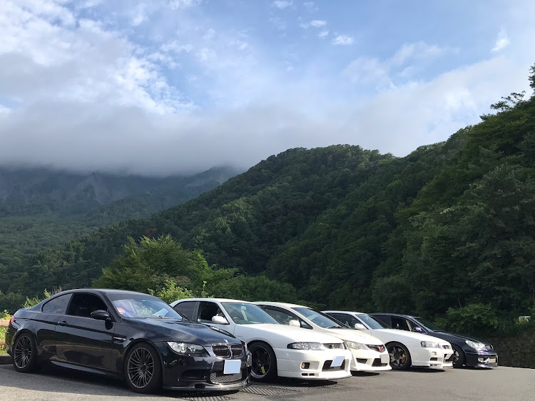 スカイライン GT-RのBNR34・JZS161・BCNR33オーテック・FD2・M3に関するカスタム事例の投稿画像2枚目
