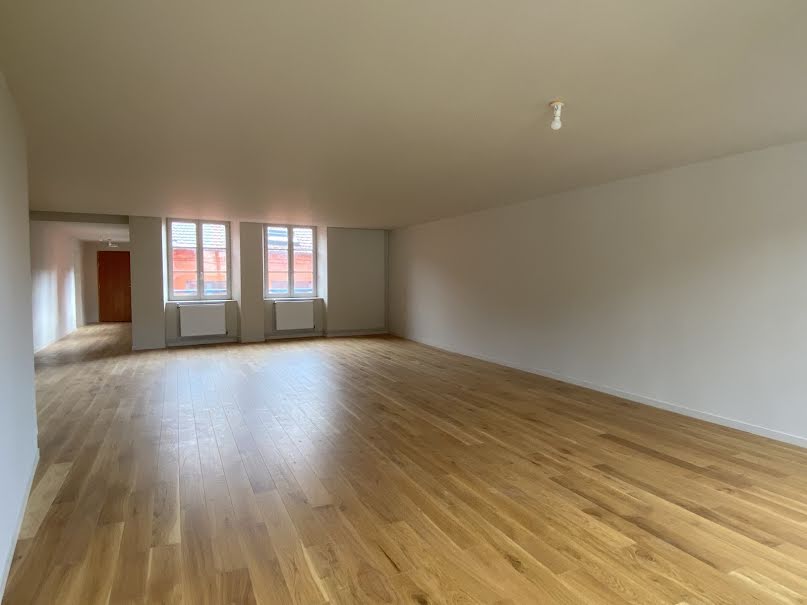 Location  locaux professionnels  65 m² à Le Puy-en-Velay (43000), 960 €