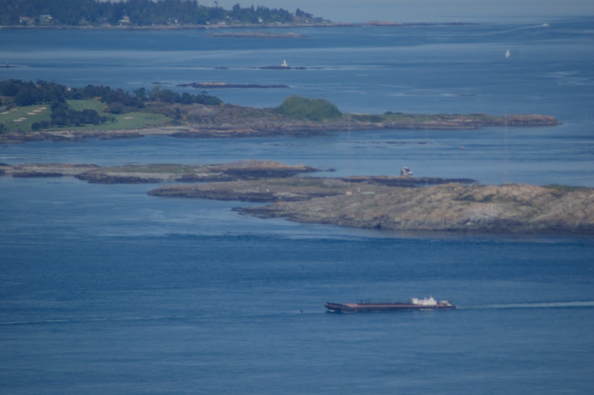 Trial island separates Victoria from the San Juan Islands