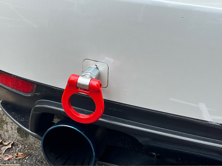 インプレッサ WRX STIの8月もよろしくお願いします・クスコ牽引フック・適当DIY・DIY・差し色レッドに関するカスタム事例の投稿画像2枚目