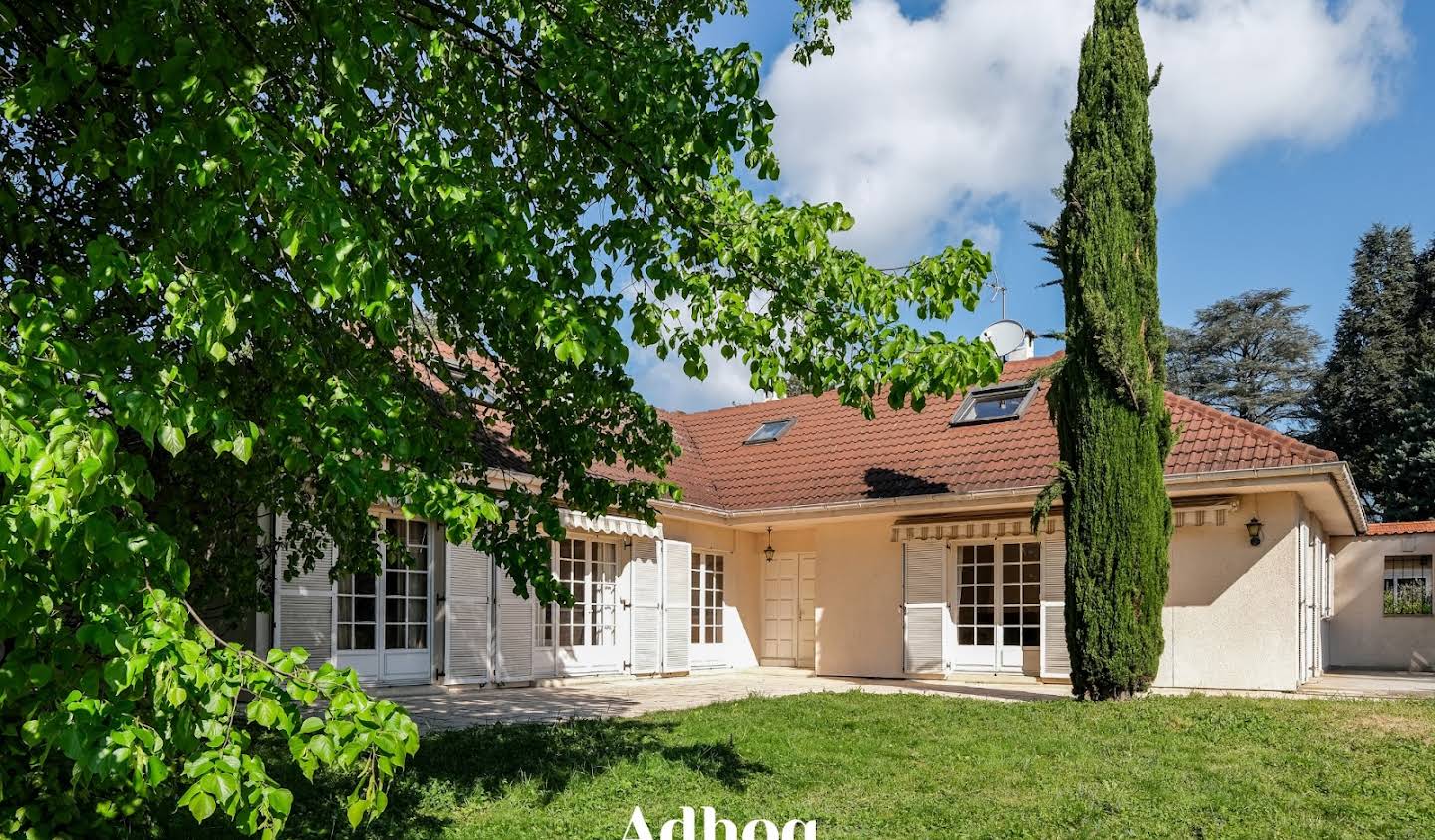 Villa avec jardin et terrasse Saint-Didier-au-Mont-d'Or