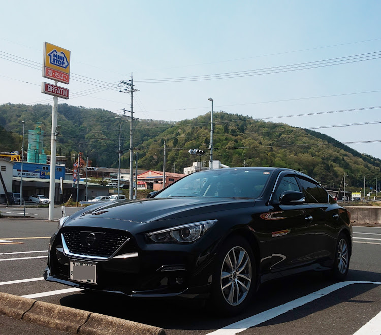 スイフトスポーツの夜勤🌃🏢明け💤😭💤・八重桜見頃🌸・倦怠期です！？⚠️🎶😎 笑💉・モデルナ３発目・ミニストップで ひと休み～🎵に関するカスタム事例の投稿画像4枚目