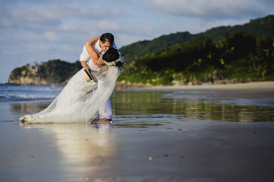 Wedding photographer Estefanía Delgado (estefy2425). Photo of 12 November 2018