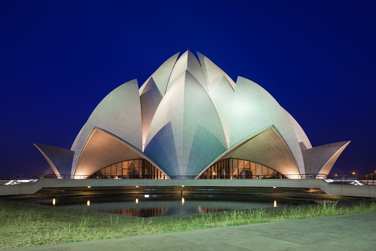 The Lotus Temple in New Delhi, India, was the inspiration behind the design of the record-breaking ring.