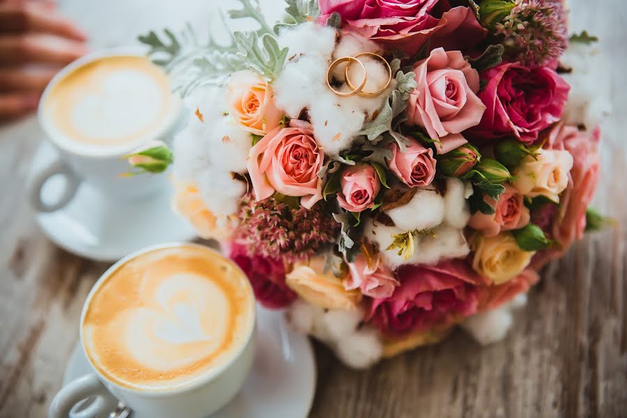 Fotógrafo de casamento Viktoriya Sysoeva (viktoria22). Foto de 20 de abril 2017