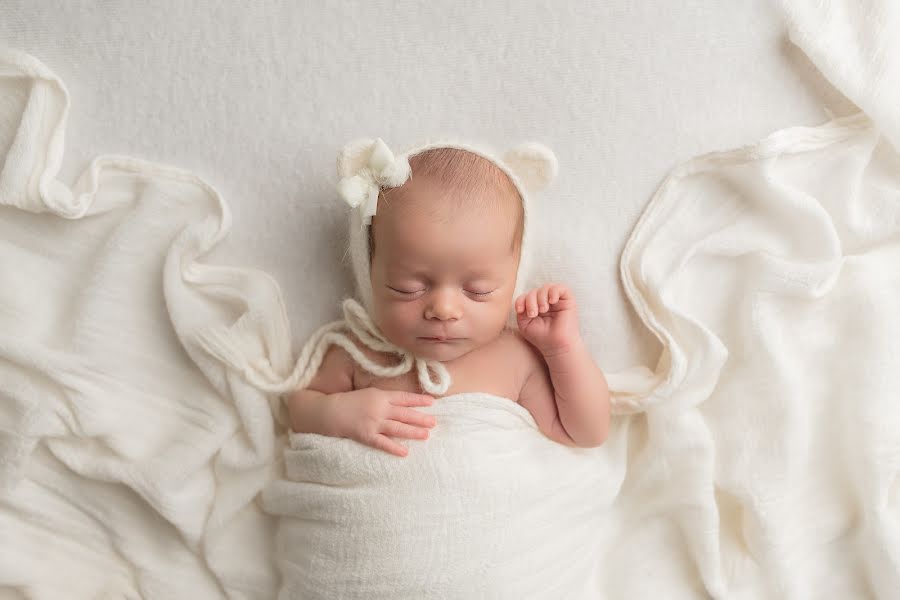 Bryllupsfotograf Polina Morozova (newbornart). Bilde av 20 desember 2023