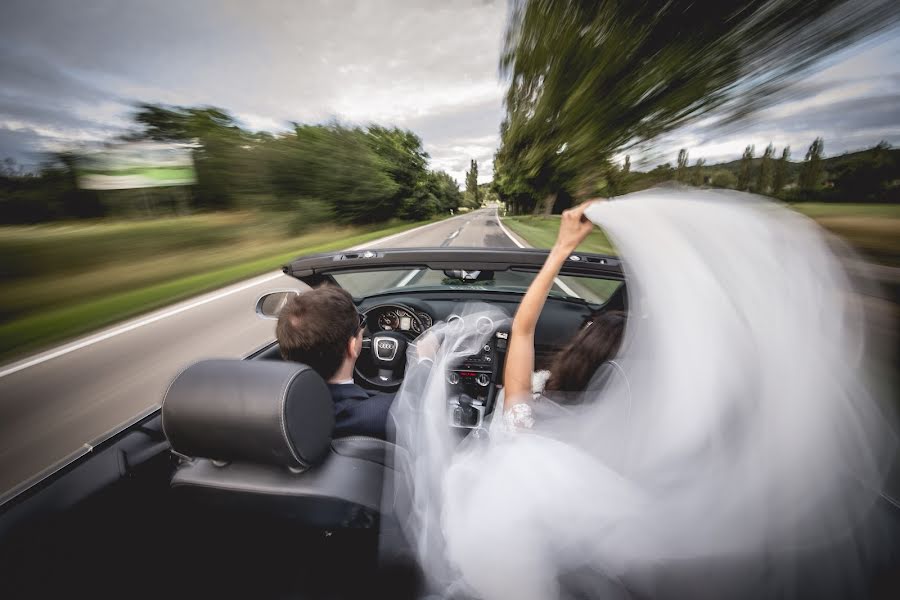 Wedding photographer Ákos Erdélyi (erdelyi). Photo of 15 June 2019