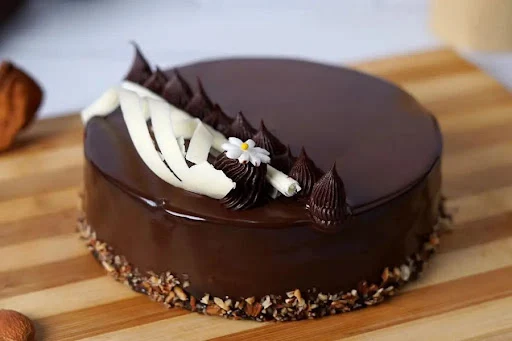 Belgium Chocolate Truffle Cake (Eggless)