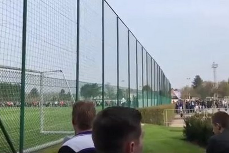 ? Les supporters d'Anderlecht nombreux à Neerpede pour l'entraînement ouvert au public