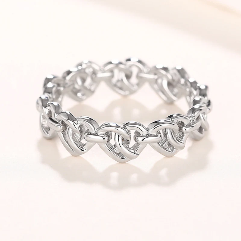 Hartvormige kettingring voor dames. Eenvoudige mode, perfect om je dagelijkse stijl te verfraaien met een vleugje liefde en elegantie.