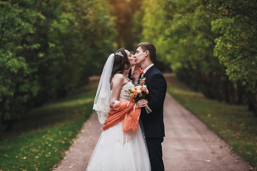 Hochzeitsfotograf Sergey Zelenskiy (icanphoto). Foto vom 29. Februar 2016