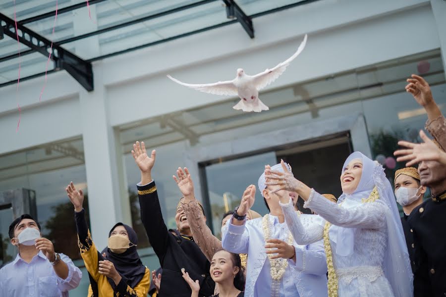 Fotógrafo de casamento Yudi Indra Setyawan (yudindra). Foto de 4 de fevereiro 2022