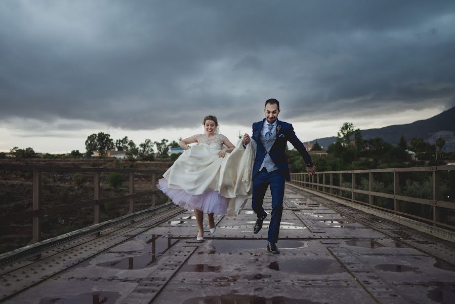 Fotógrafo de casamento Ernst Prieto (ernstprieto). Foto de 31 de maio 2023