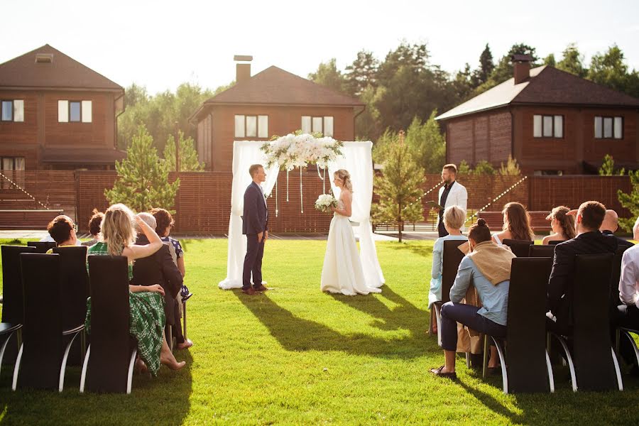 Fotografo di matrimoni Kristina Knyazeva (viovi). Foto del 7 settembre 2017