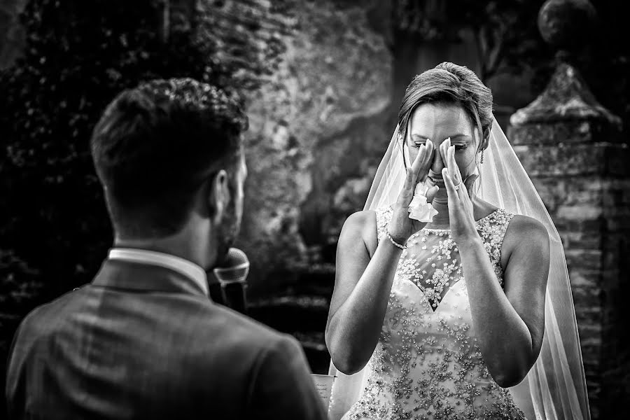 Fotografo di matrimoni Damiano Salvadori (damianosalvadori). Foto del 8 marzo 2020