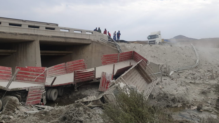 One person was killed and two injured when two trucks collided in Harrismith on Tuesday.