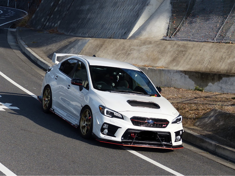 WRX STIの中国ウイルスに負けるな・DIYする人を応援、リスペクト・DIYは続くよどこまでも・ネタ不足・キョロちゃんリュックに関するカスタム事例の投稿画像2枚目