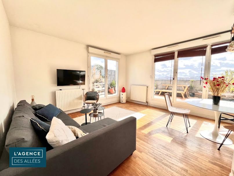 Location meublée appartement 3 pièces 63.11 m² à Clichy (92110), 1 885 €