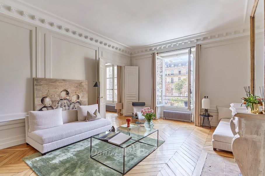 Location meublée appartement 5 pièces 119.7 m² à Paris 7ème (75007), 7 500 €