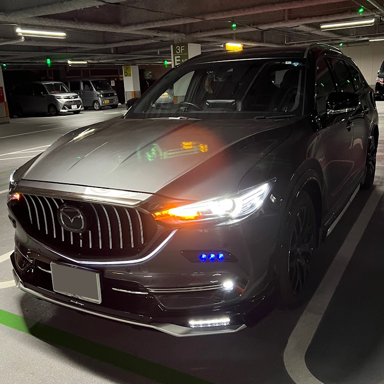 CX-8のクライメイト・ダミーダクト付きFRPボンネット・ついに装着❗️・今季カスタム完成まであと一歩❗️に関するカスタム事例の投稿画像2枚目