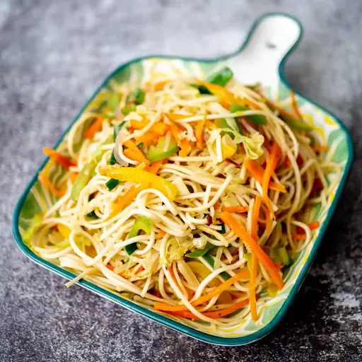 Veg Hakka Noodles