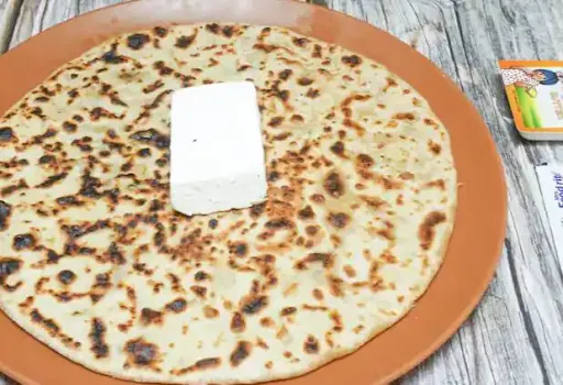 Jamaican Paneer Paratha