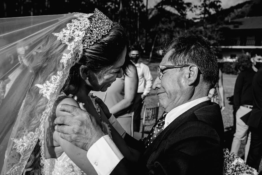 Fotografo di matrimoni Fabian Luar (fabianluar). Foto del 20 maggio 2022