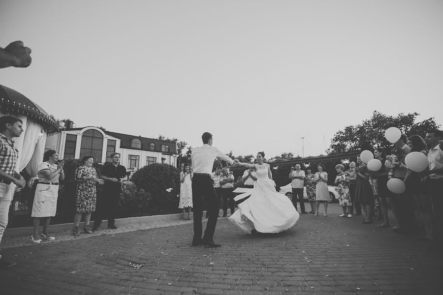 Hochzeitsfotograf Konstantin Ushakov (ushakovkostia). Foto vom 8. September 2016