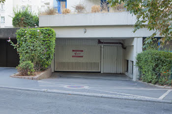 parking à Courbevoie (92)