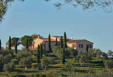 Villa avec piscine en bord de mer 4