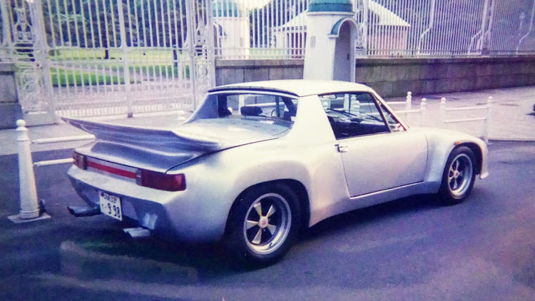914のリアスポイラー有り派？無し派？・ロングヘアー派だったけど、ショートカットも活発な感じでイイよね❤みたいな(^_^;)に関するカスタム事例の投稿画像2枚目