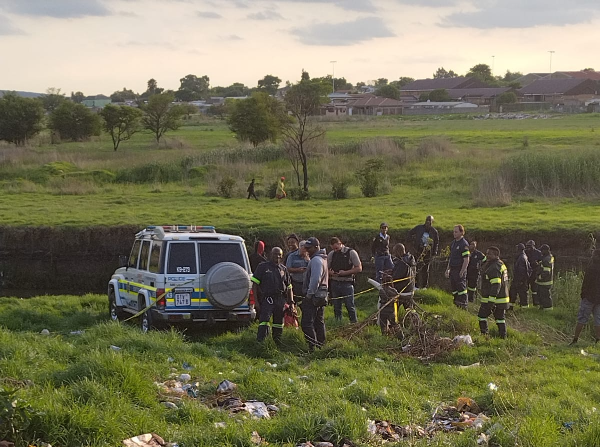 An 18 year-old boy slipped and fell while he was trying to cross a stream in Johannesburg.