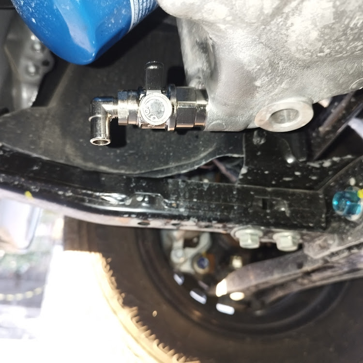 N-VANのオイル交換・5w-30・タクミオイル・EZバルブに関するカスタム事例の投稿画像2枚目