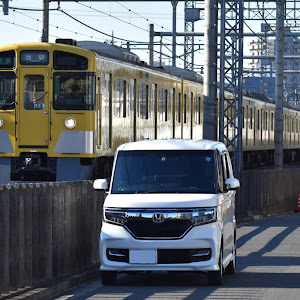 Nボックスカスタム