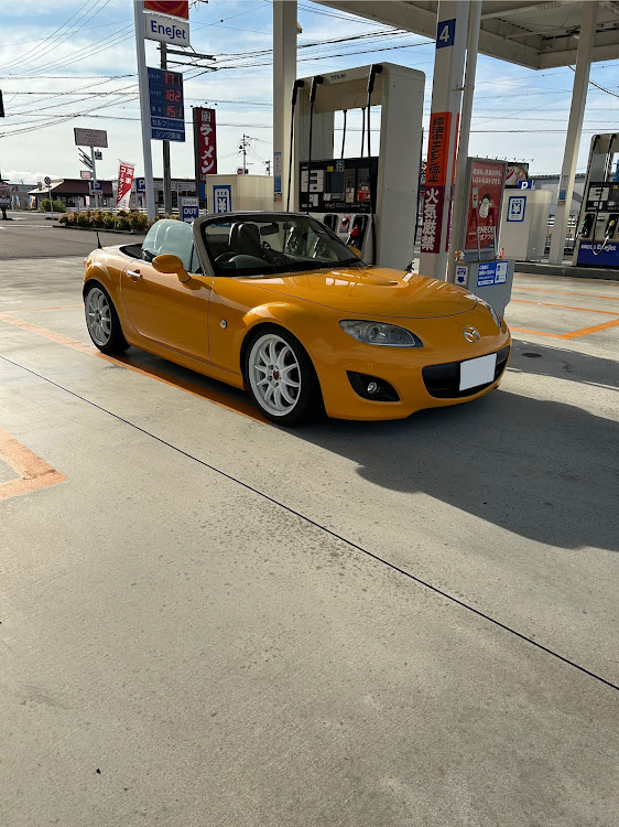 ロードスターのロードスターのある生活・ロードスターNC・オープンカーのある生活・オープンカー・お休み満喫中に関するカスタム事例の投稿画像1枚目