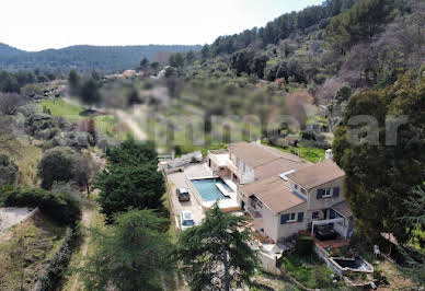 Villa with pool and terrace 15