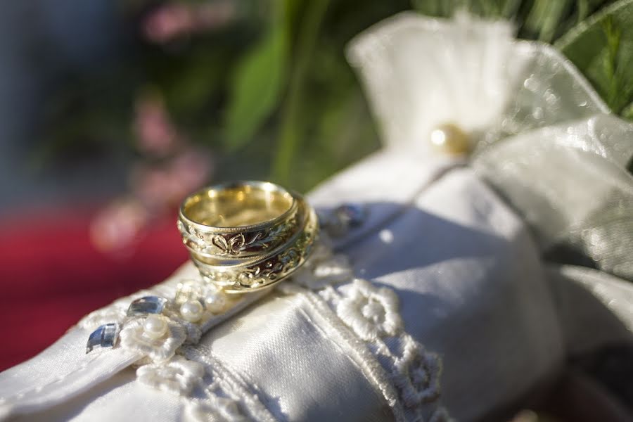 Fotografo di matrimoni Dániel Puyau (puyau). Foto del 12 giugno 2015