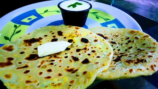 2 Sattu Paratha With Curd [75 Ml]