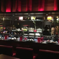 L'ATELIER de Joel Robuchon 侯布雄法式餐廳